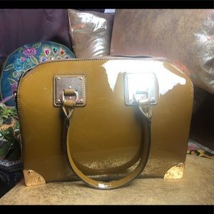 La Terre Fashion; olive/beige with gold hardware.